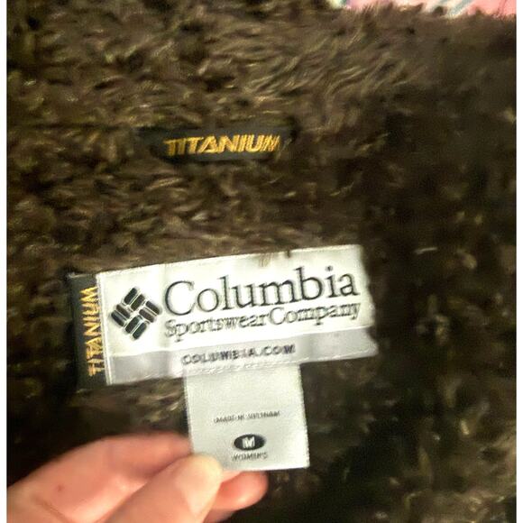 Columbia White Winter Jacket - Size Medium - Picture 8 of 9